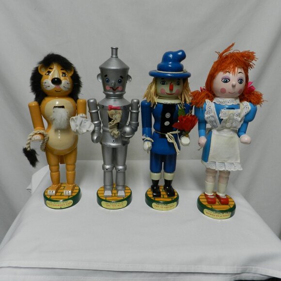 Kurt Adler WIZARD OF OZ Lion Scarecrow Tin Man Dorothy 14" Nutcrackers Set 4 Vtg - Picture 4 of 16